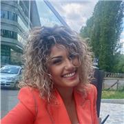 laureata in giurisprudenza offre lezioni di diritto ( civile, penale) in preparazione degli esami